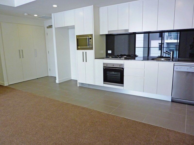 303/15 Shoreline Drive, Rhodes NSW 2138