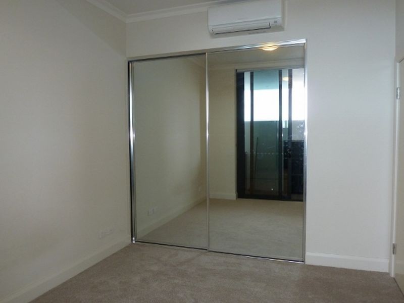 504/2 Timbrol Ave, Rhodes NSW 2138