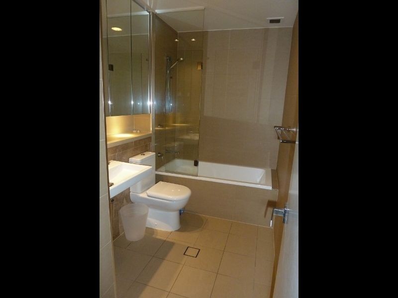 504/2 Timbrol Ave, Rhodes NSW 2138