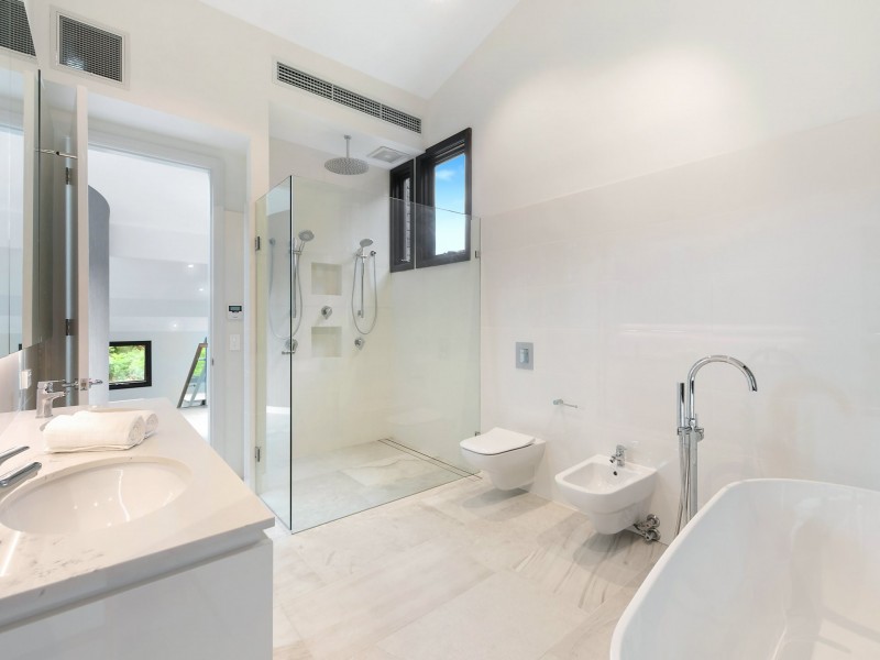 53 Carnarvon Road, Roseville NSW 2069