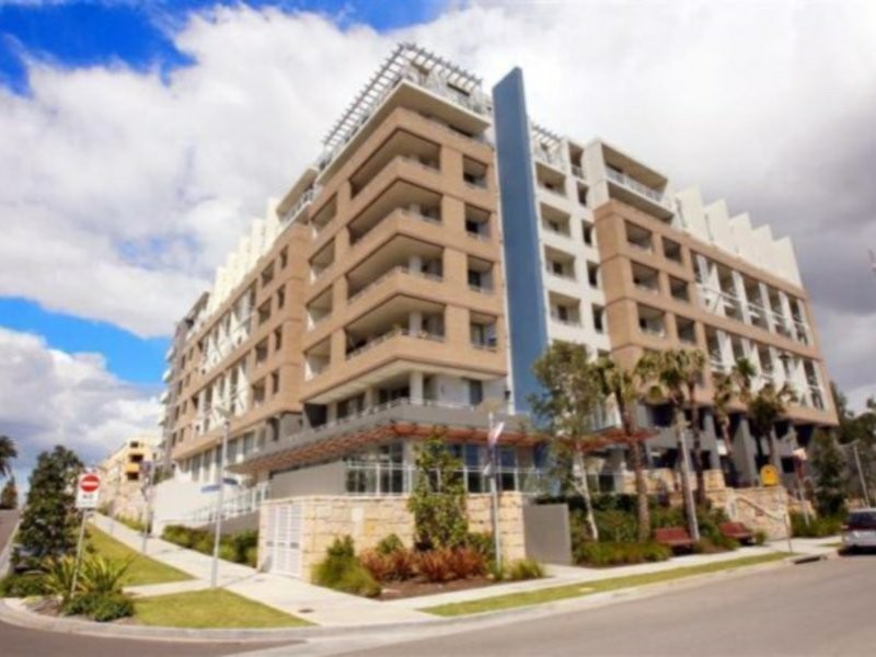 709/19 Hill Road, Wentworth Point NSW 2127