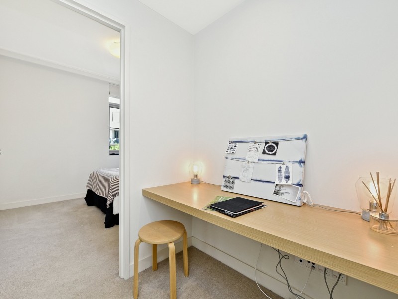 302/14 SHORELINE DRIVE, Rhodes NSW 2138