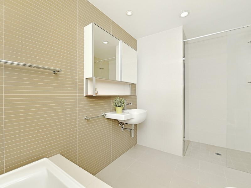 302/14 SHORELINE DRIVE, Rhodes NSW 2138