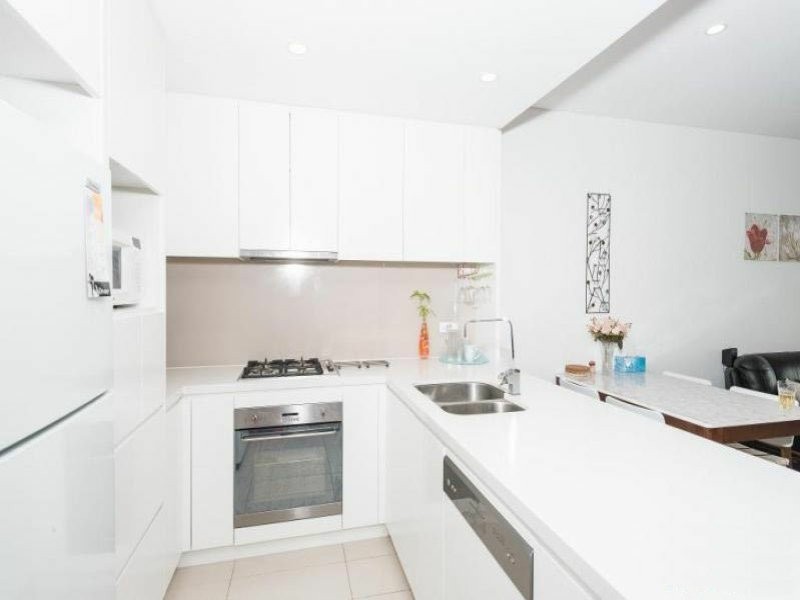 606/7 Gauthorpe Street, Rhodes NSW 2138