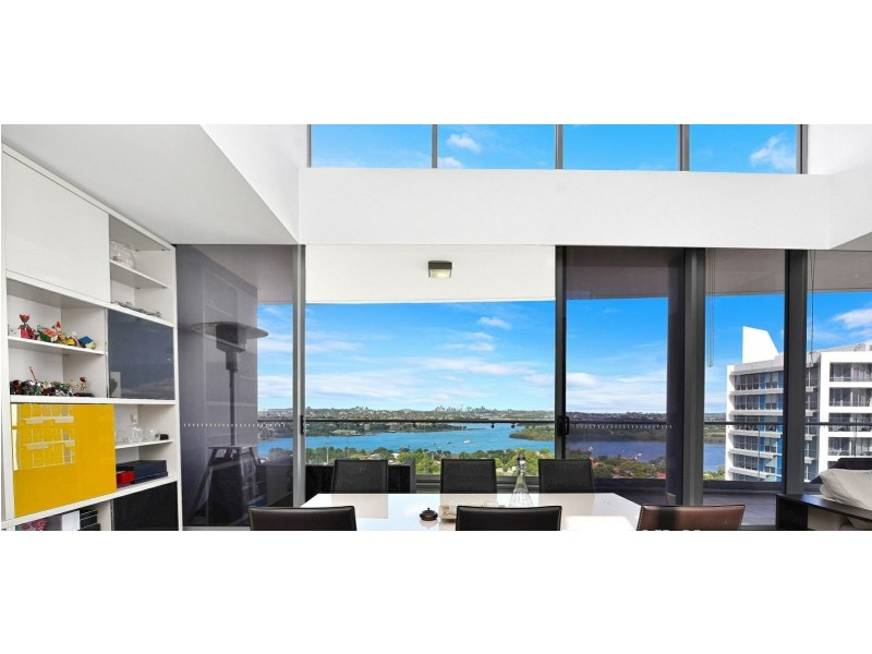 PENTHOUSE/87 Shoreline Drive, Rhodes NSW 2138