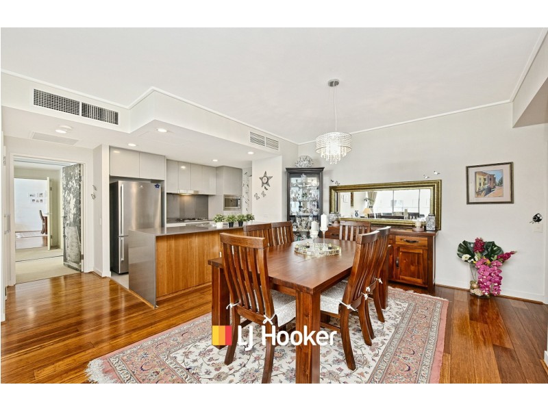 302/10 Jean Wailes Avenue, Rhodes NSW 2138