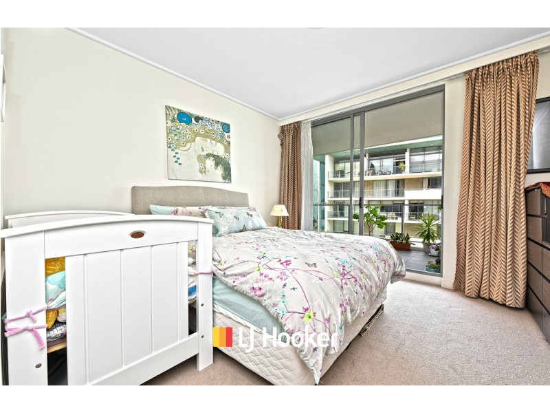 302/10 Jean Wailes Avenue, Rhodes NSW 2138