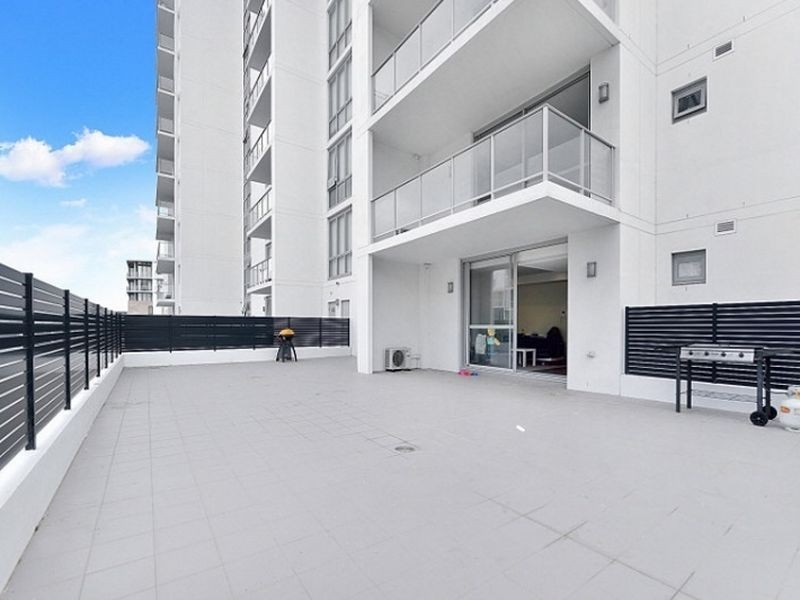 111/43 Shoreline Drive, Rhodes NSW 2138