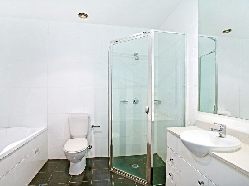 10/24 Walker St,, Rhodes NSW 2138