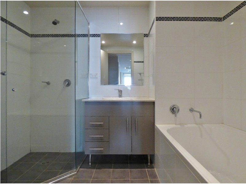 2/23 Angas St, Meadowbank NSW 2114