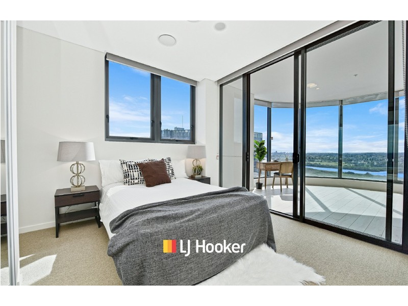 11 WENTWORTH PLACE, Wentworth Point NSW 2127