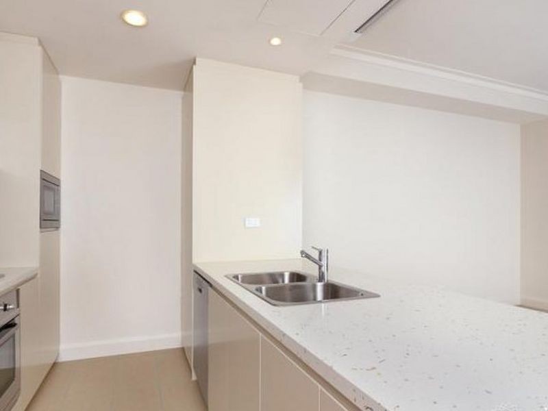 504/2 Timbrol Ave, Rhodes NSW 2138