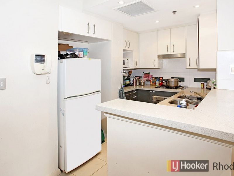 732/2 Lachlan Street, Waterloo NSW 2017