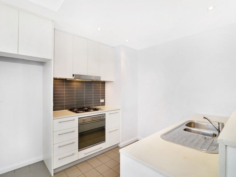 208/10 Shoreline Drive, Rhodes NSW 2138