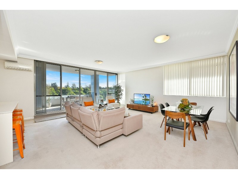 562/3 Baywater Dr, Wentworth Point NSW 2127