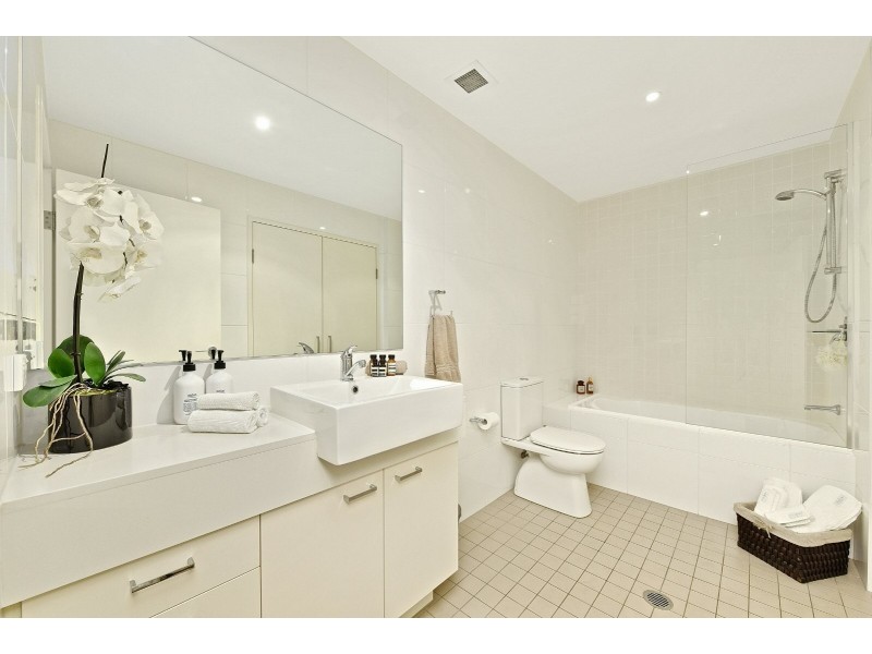 562/3 Baywater Dr, Wentworth Point NSW 2127