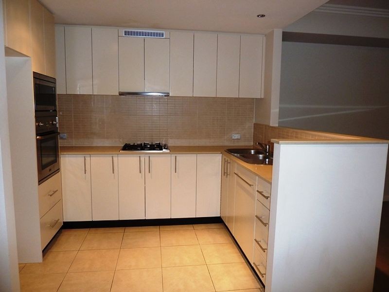 20/7 Bay Drive, Meadowbank NSW 2114