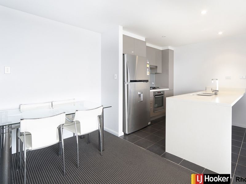 2204/87 Shoreline Drive, Rhodes NSW 2138