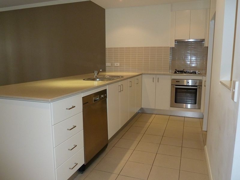 313/21 Hill Rd, Wentworth Point NSW 2127