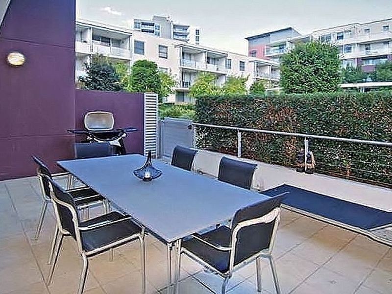 9 Lewis Ave, Rhodes NSW 2138