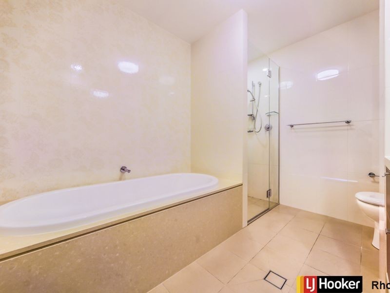 409/12 Vineyard Way, Breakfast Point NSW 2137