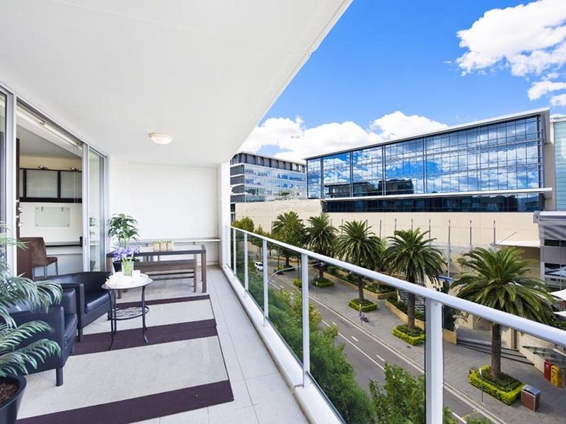 502/10 Rider Blvd, Rhodes NSW 2138