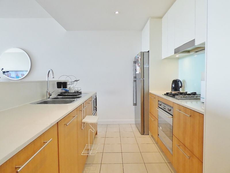 301/2 Rider Blvd, Rhodes NSW 2138