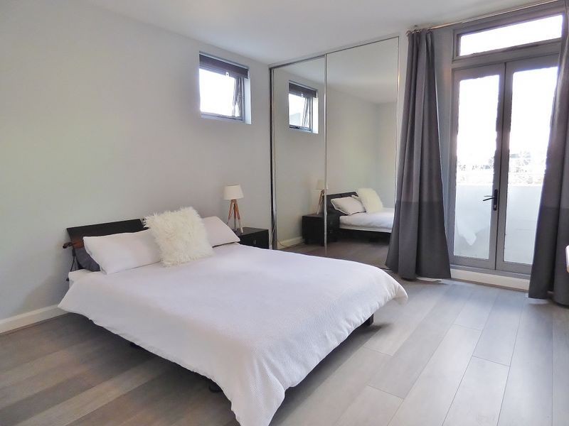 301/2 Rider Blvd, Rhodes NSW 2138