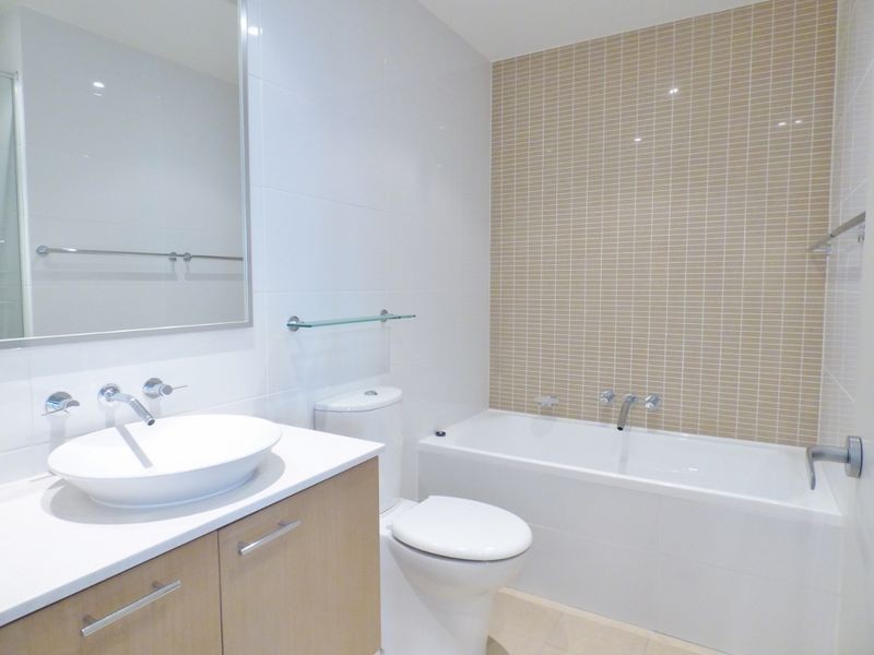 802/88 Rider Blvd, Rhodes NSW 2138