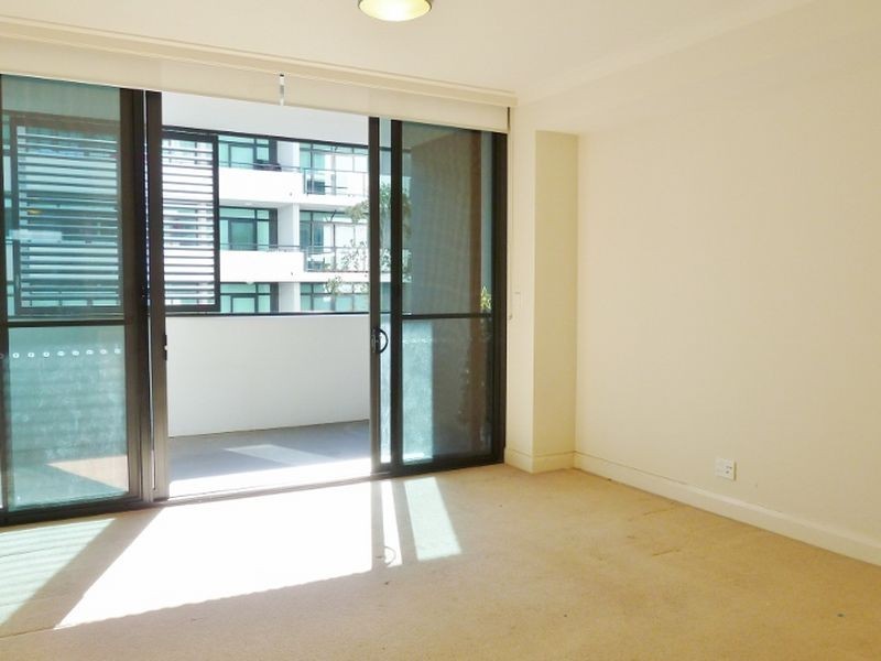 211/2 Timbrol Ave, Rhodes NSW 2138