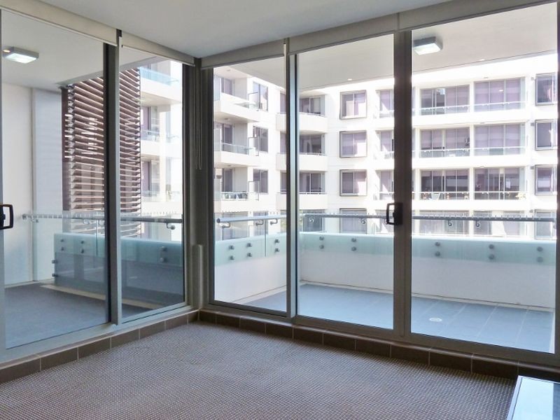 305/87 Shoreline Drive, Rhodes NSW 2138