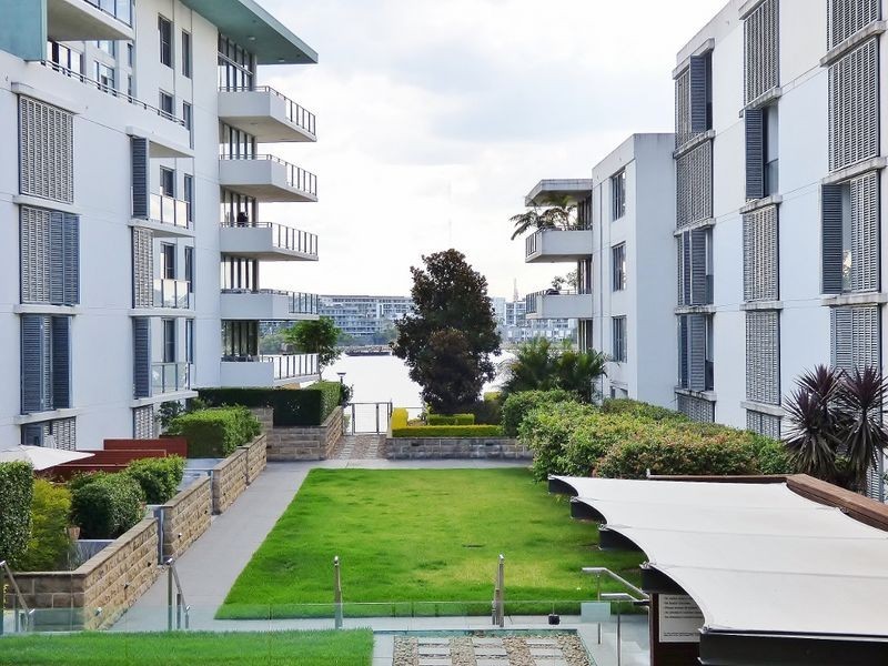 201/12 Shoreline Drive, Rhodes NSW 2138