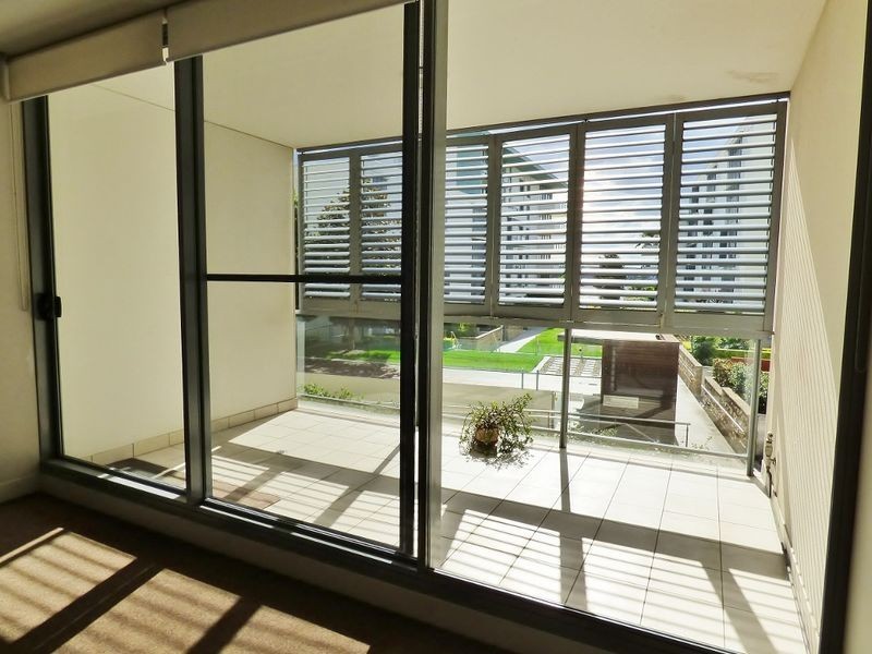 201/12 Shoreline Drive, Rhodes NSW 2138