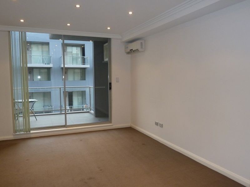 76a/108 James Ruse Drive, Rosehill NSW 2142