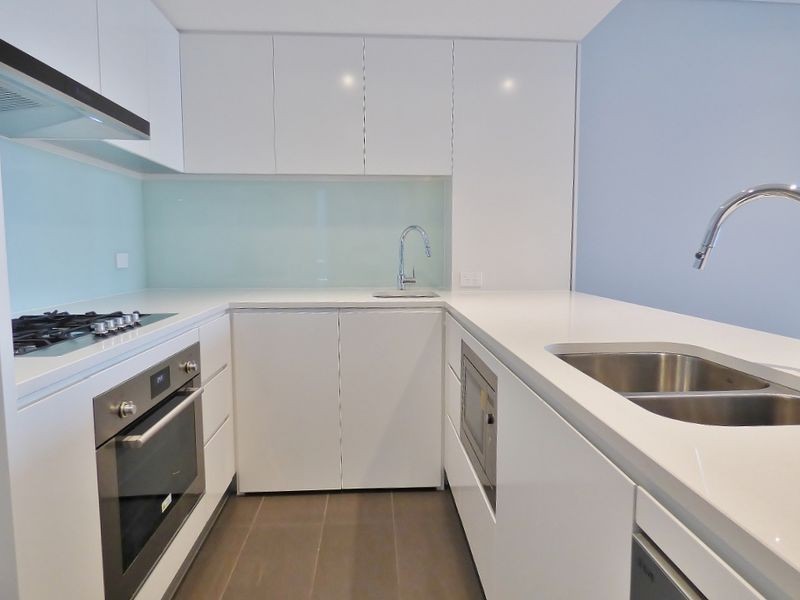 407/2 Waterways St, Wentworth Point NSW 2127