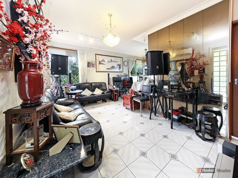 25 Atkins Ave, Russell Lea NSW 2046