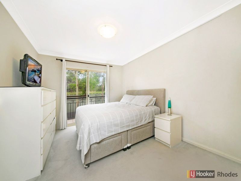 4/3 Bradley Place, Liberty Grove NSW 2138