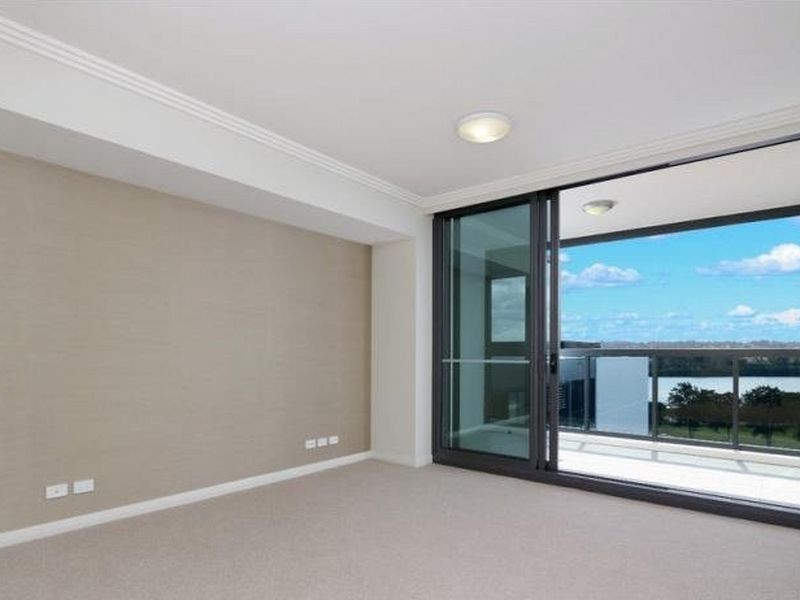 701/5 Waterways St, Wentworth Point NSW 2127