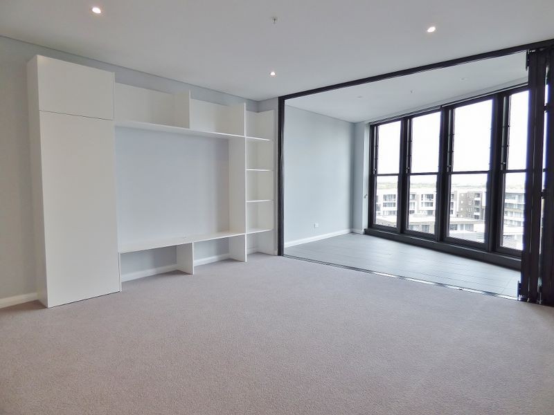 803/2 Waterways St, Wentworth Point NSW 2127