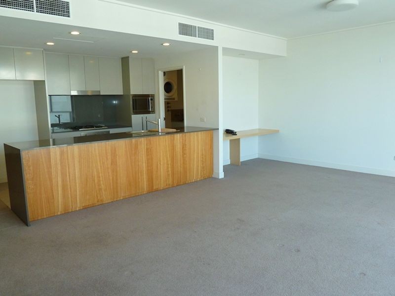 601/8 Jean Wailes Ave, Rhodes NSW 2138