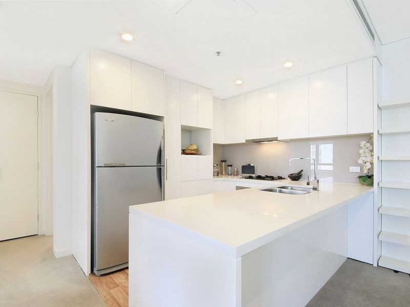 602/36 Shoreline Drive, Rhodes NSW 2138