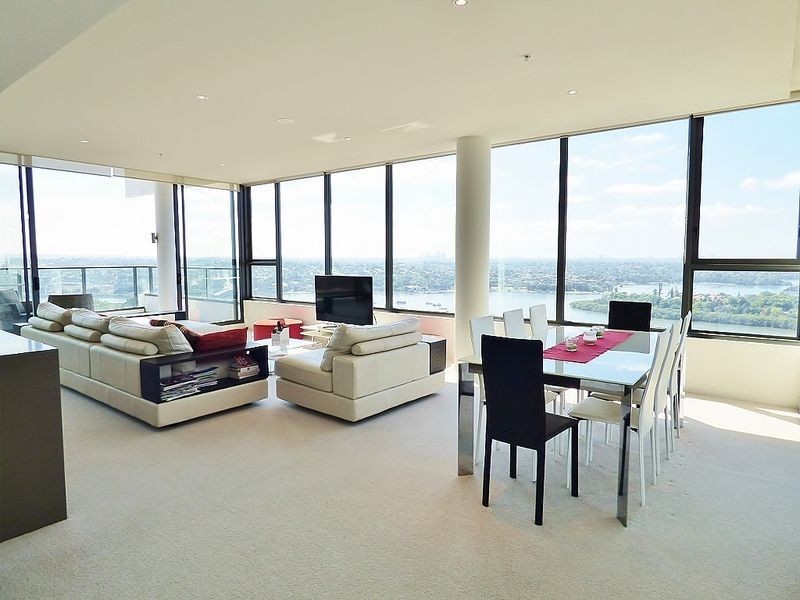 2402/7 Rider Blvd, Rhodes NSW 2138