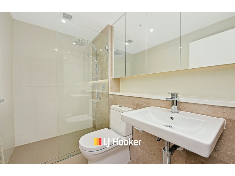 18 Footbridge Blvd, Wentworth Point NSW 2127