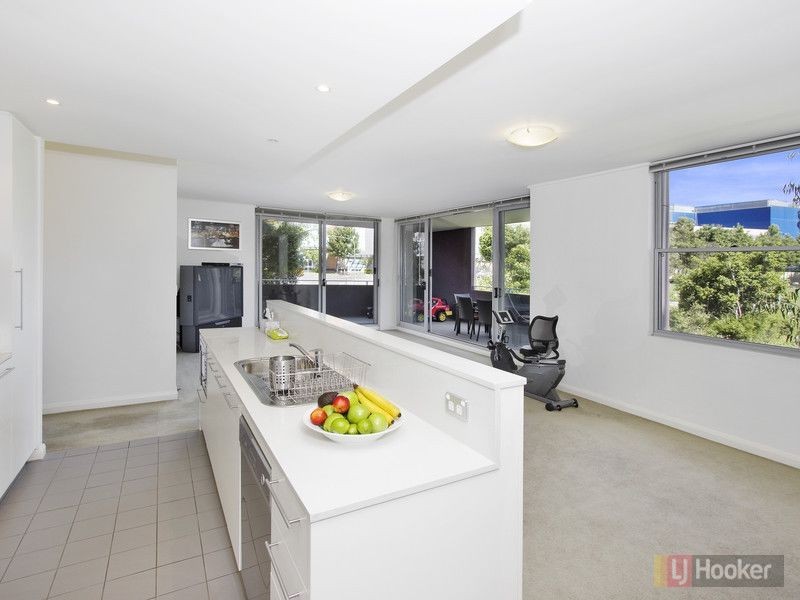 202/2 Shoreline Drive, Rhodes NSW 2138