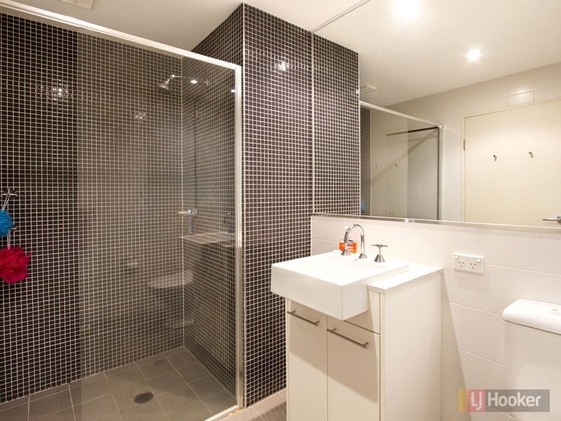 202/2 Shoreline Drive, Rhodes NSW 2138