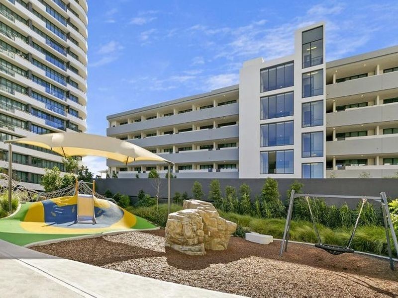 504/2 Timbrol Ave, Rhodes NSW 2138