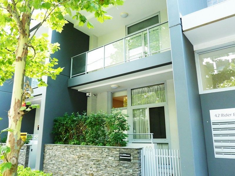 40 Rider Blvd, Rhodes NSW 2138