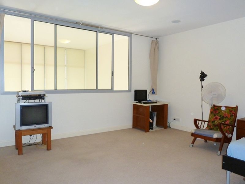 40 Rider Blvd, Rhodes NSW 2138