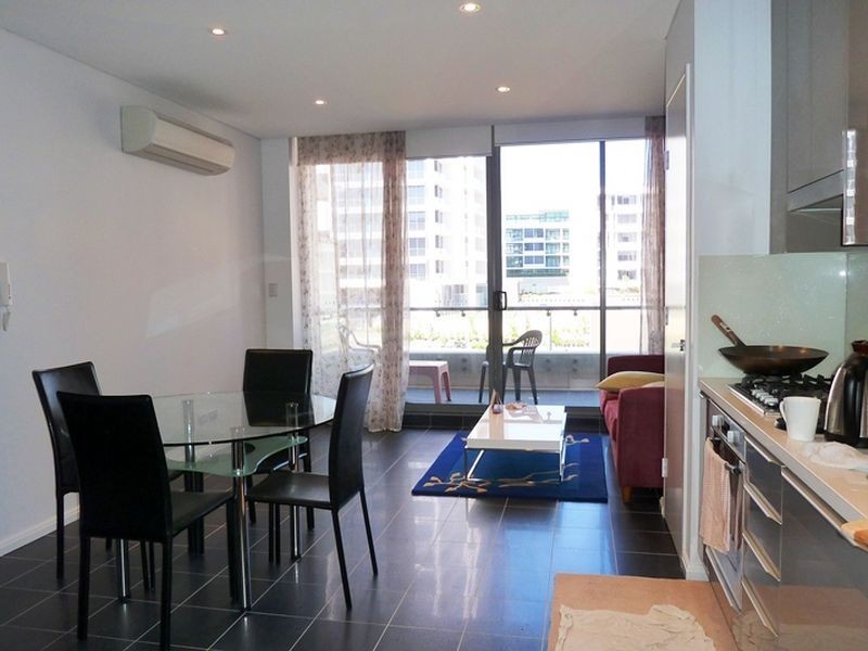 217/2 Meredith St, Rhodes NSW 2138