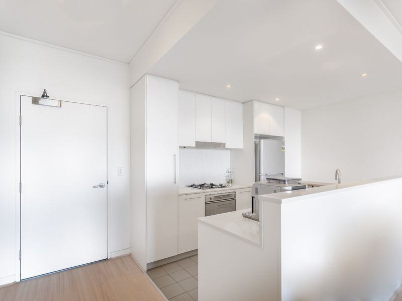 603/2 Shoreline Drive, Rhodes NSW 2138